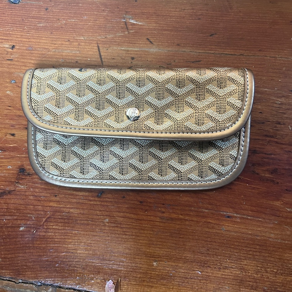 Wallet/ clutch